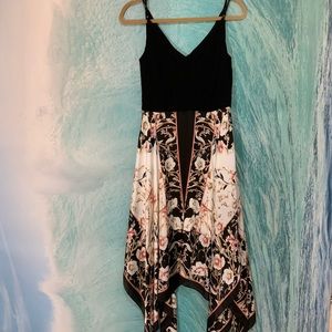 ✨White House Black Market size 4 dress (fit/flare)